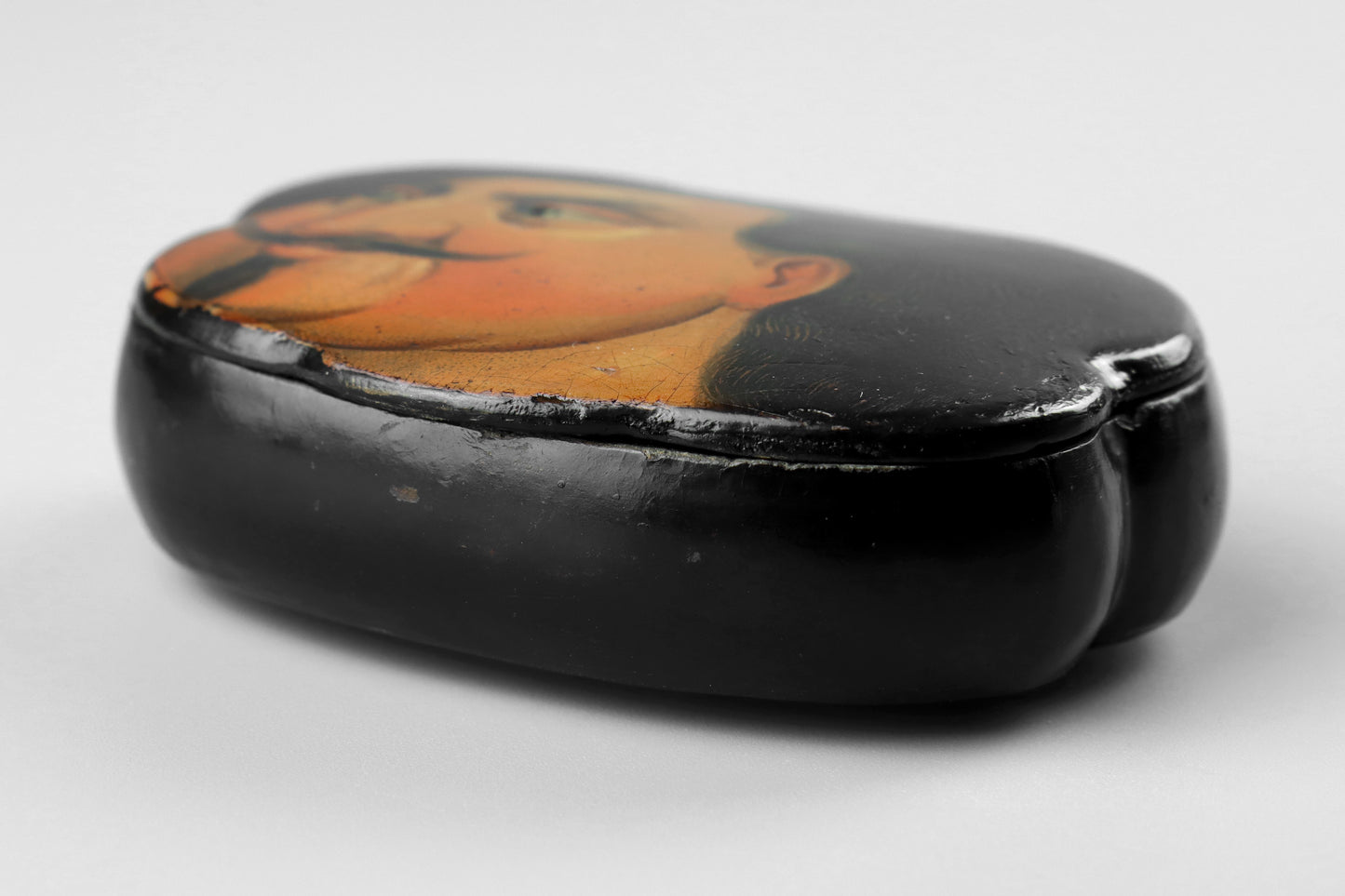 Papier-Mache Portrait Snuff Box