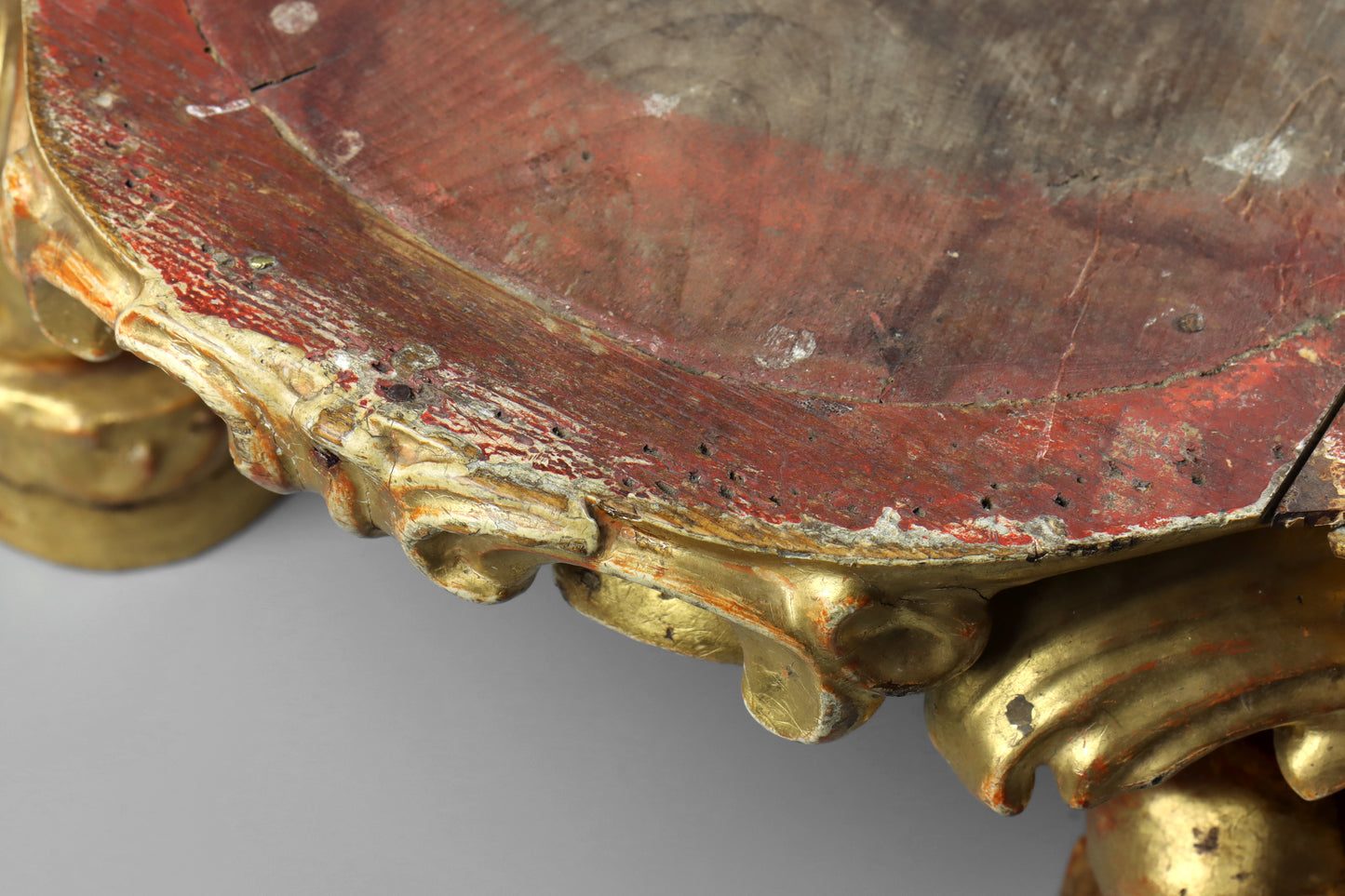 Giltwood Display Stand