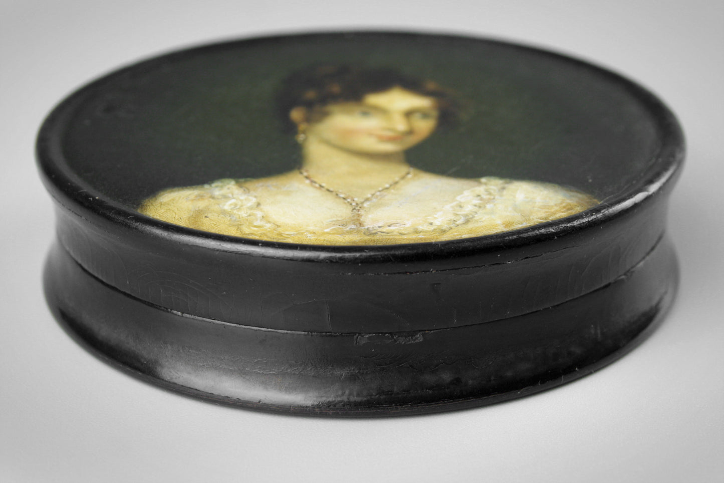 Papier-Mache Lady Portrait Snuff Box