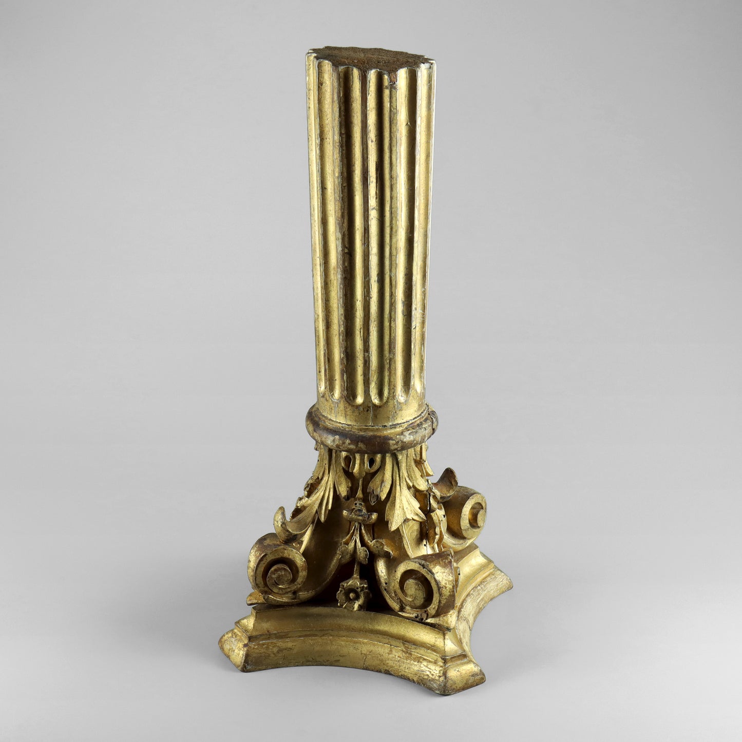 Corinthian Capital & Column