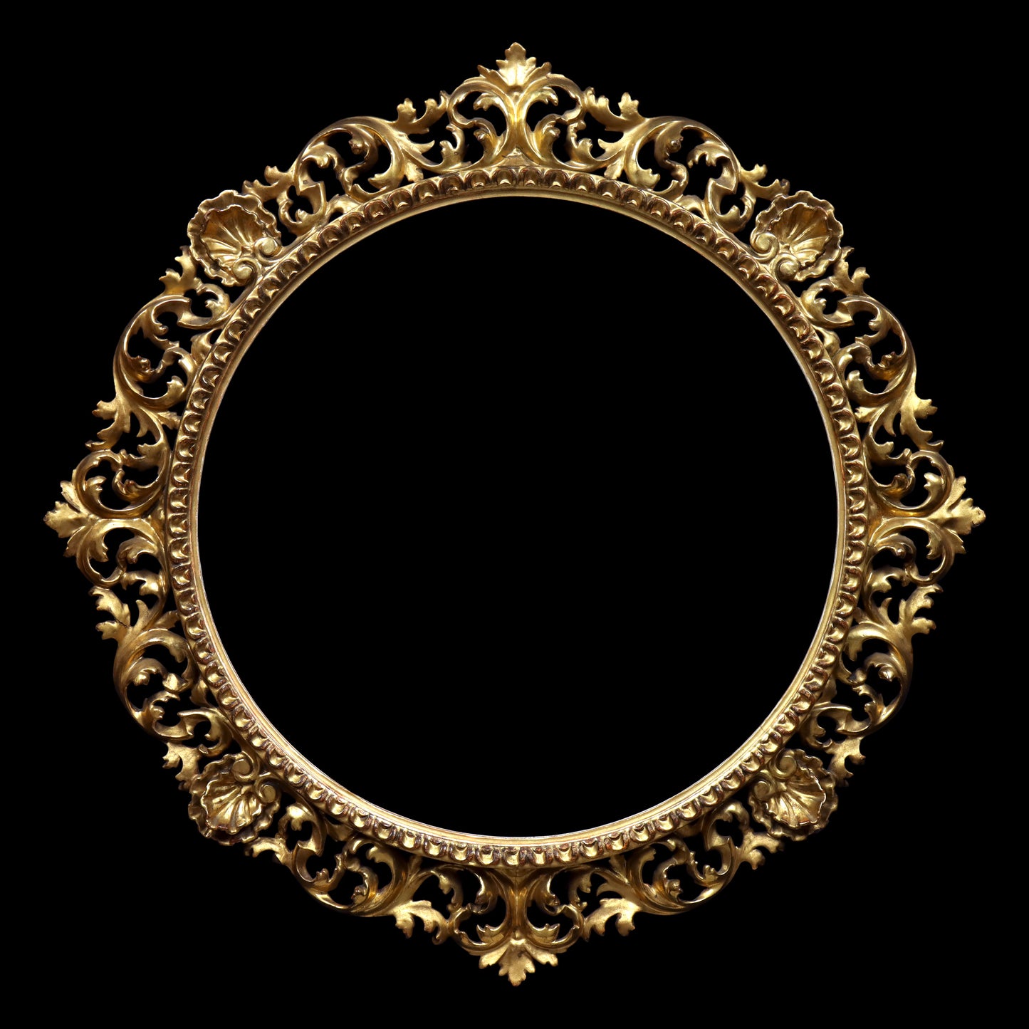 Large Tondo Florentine Carved Giltwood Frame