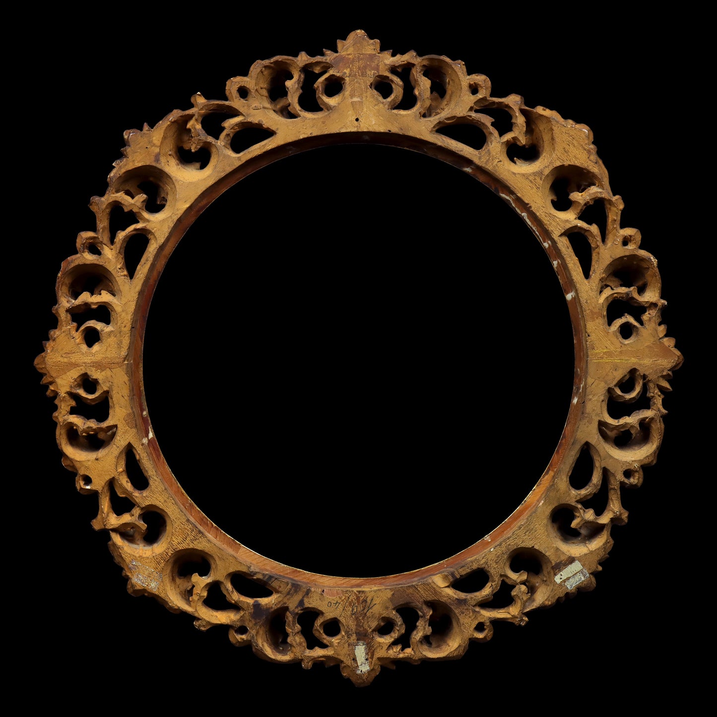 Tondo Florentine Carved Giltwood Frame