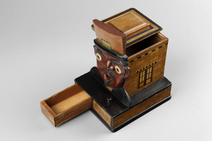 Figurative Cigarette Dispenser