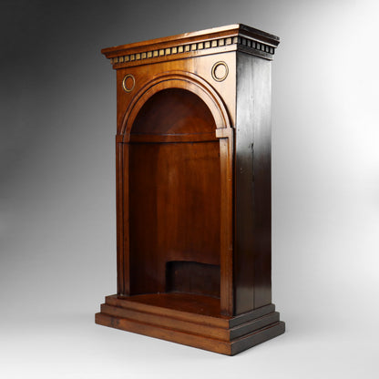 Neoclassical Niche Display