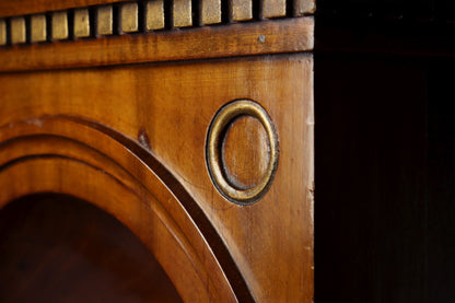 Neoclassical Niche Display